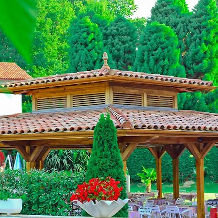 Hotel Restaurant Txistulari Itxassou Exteriér fotografie