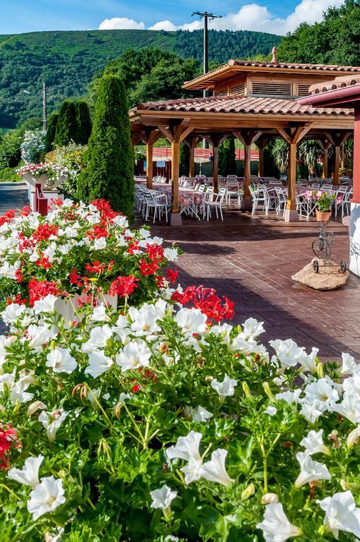 Hotel Restaurant Txistulari Itxassou Exteriér fotografie